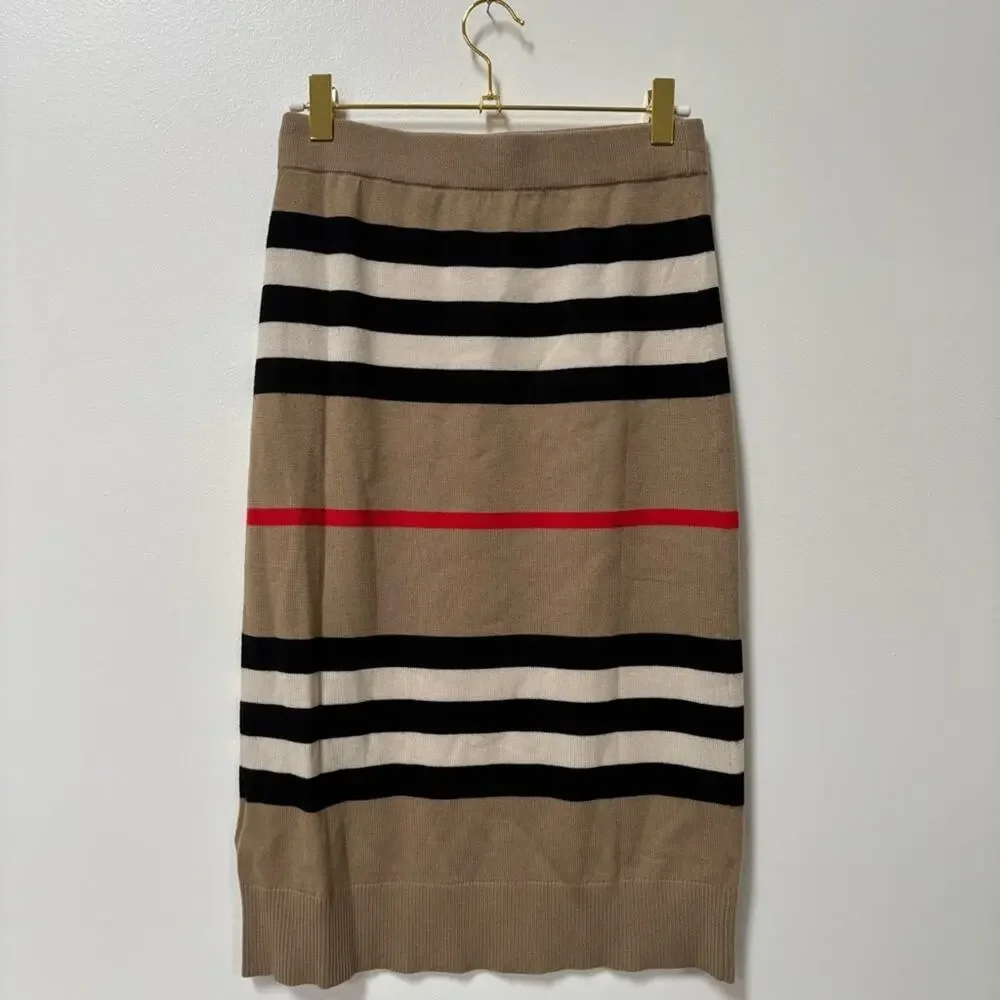 BURBERRY Icon Stripe Merino Wool Skirt Size Small NWOT - Picture 3 of 8